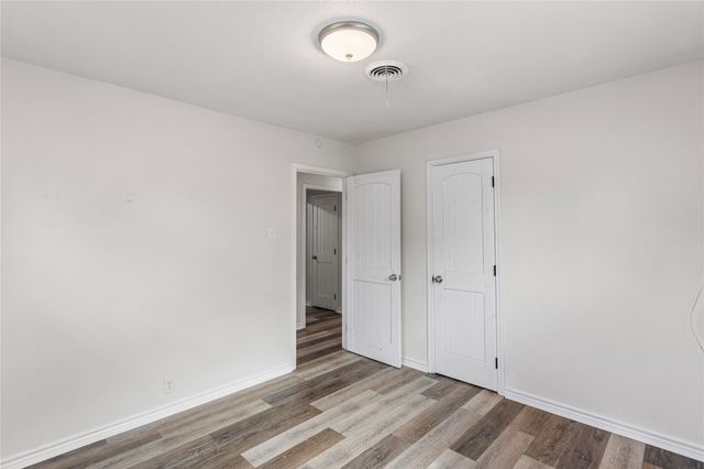 1204 Elmwood Street, Gainesville, TX 76240