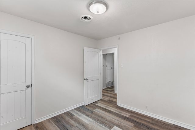 1204 Elmwood Street, Gainesville, TX 76240