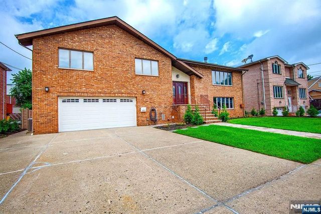 265 4th Street, Palisades Park, NJ 07650