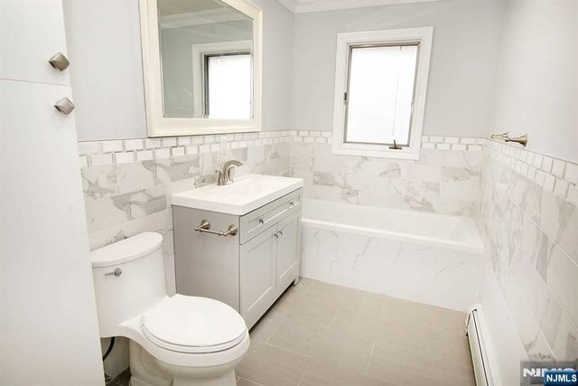 265 4th Street, Palisades Park, NJ 07650