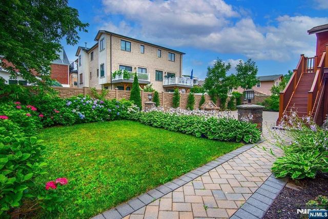 265 4th Street, Palisades Park, NJ 07650