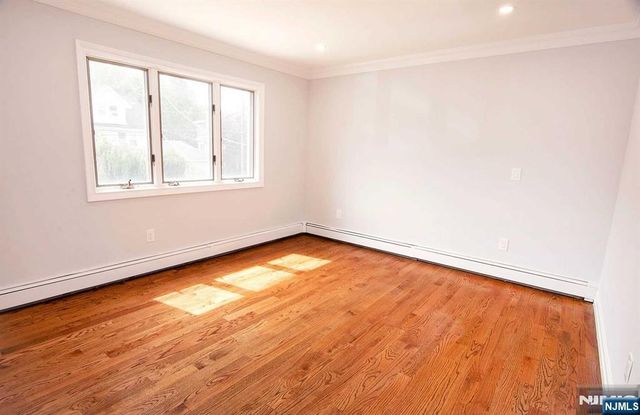 265 4th Street, Palisades Park, NJ 07650
