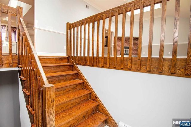 265 4th Street, Palisades Park, NJ 07650