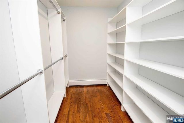 265 4th Street, Palisades Park, NJ 07650