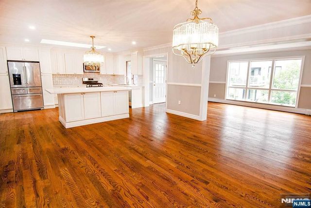 265 4th Street, Palisades Park, NJ 07650