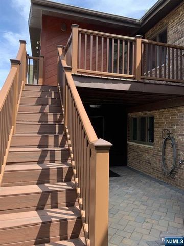 265 4th Street, Palisades Park, NJ 07650