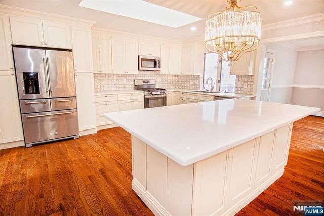 265 4th Street, Palisades Park, NJ 07650