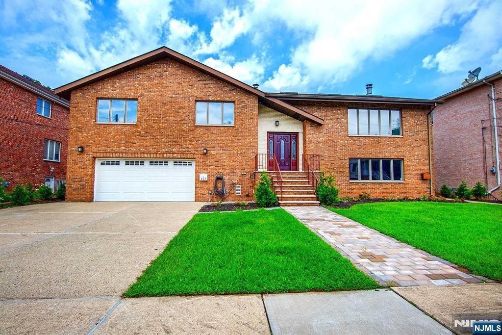 265 4th Street, Palisades Park, NJ 07650