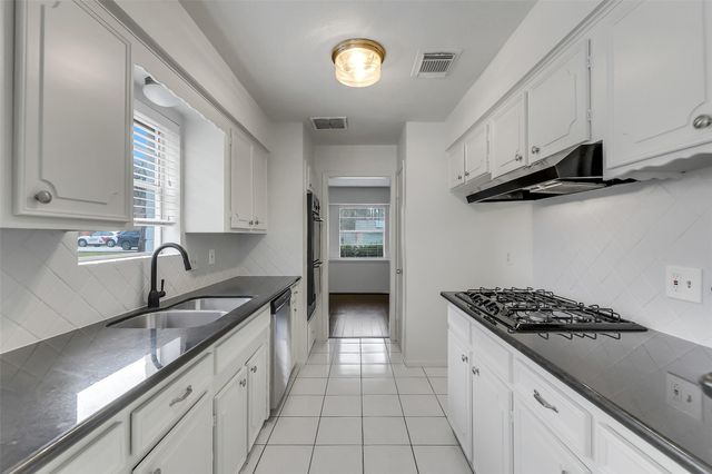 25403 Glen Loch Drive, Spring, TX 77380