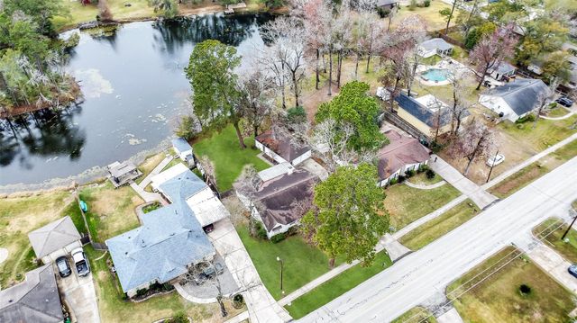 25403 Glen Loch Drive, Spring, TX 77380