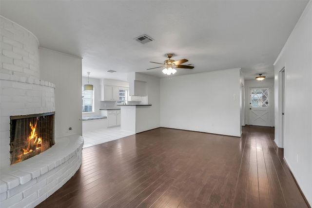 25403 Glen Loch Drive, Spring, TX 77380