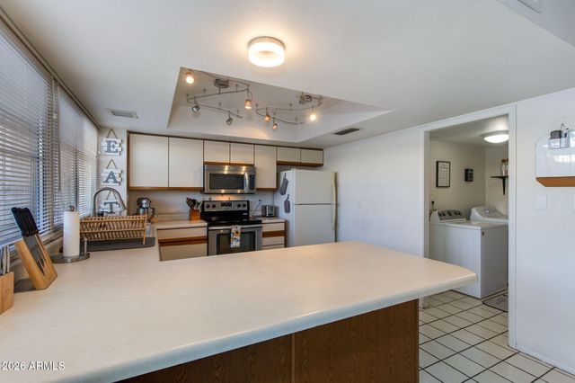 2726 N 60TH Street, Scottsdale, AZ 85257