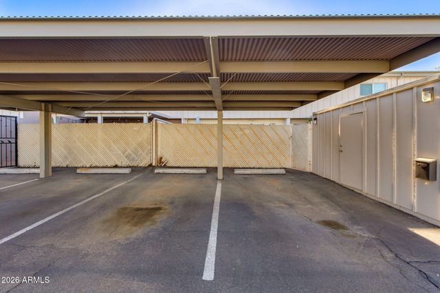 2726 N 60TH Street, Scottsdale, AZ 85257