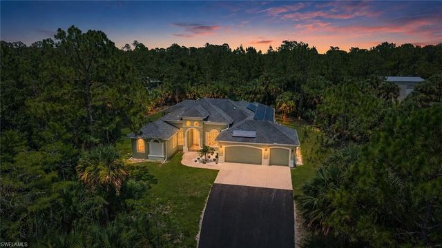 410 17th ST SW, Naples, FL 34117