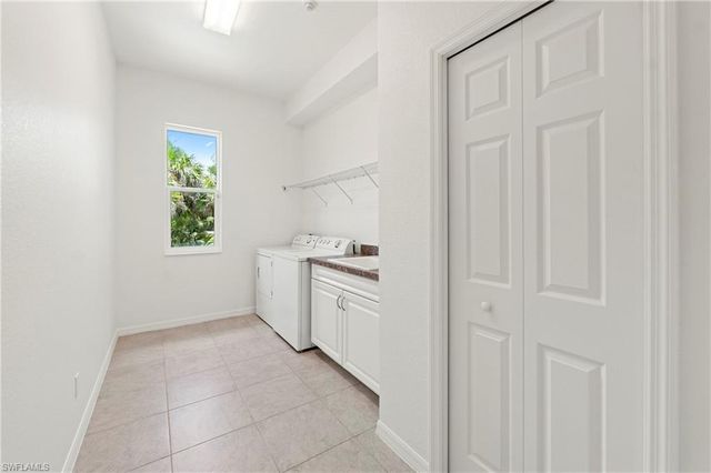 410 17th ST SW, Naples, FL 34117
