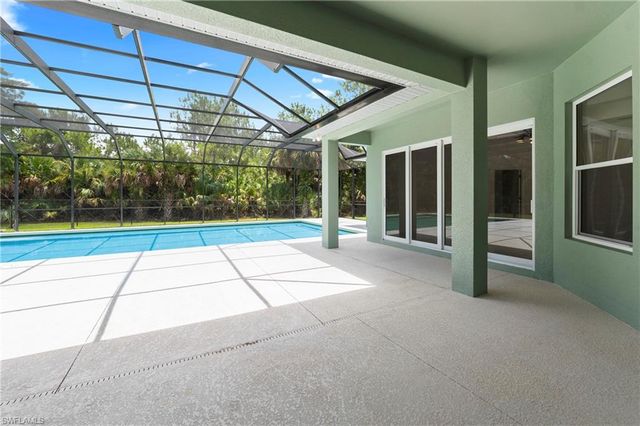 410 17th ST SW, Naples, FL 34117