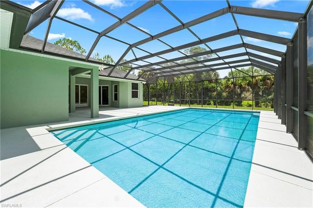 410 17th ST SW, Naples, FL 34117