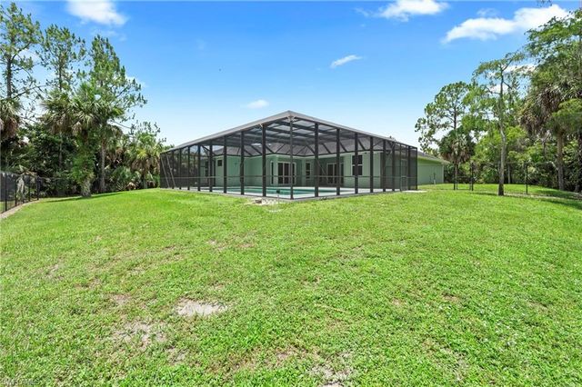 410 17th ST SW, Naples, FL 34117