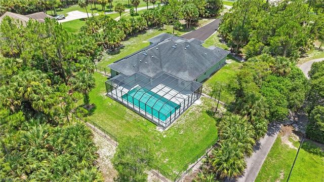 410 17th ST SW, Naples, FL 34117