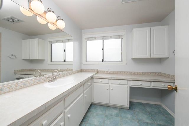 3621 Vista Campana S 16, Oceanside, CA 92057