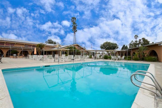 3621 Vista Campana S 16, Oceanside, CA 92057