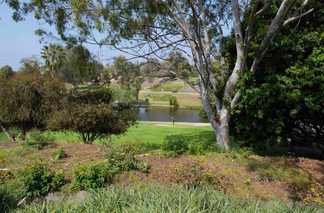 3621 Vista Campana S 16, Oceanside, CA 92057