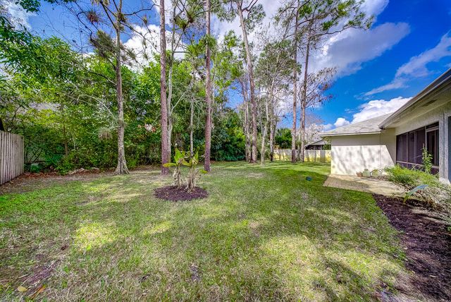 14187 Aster Avenue, Wellington, FL 33414