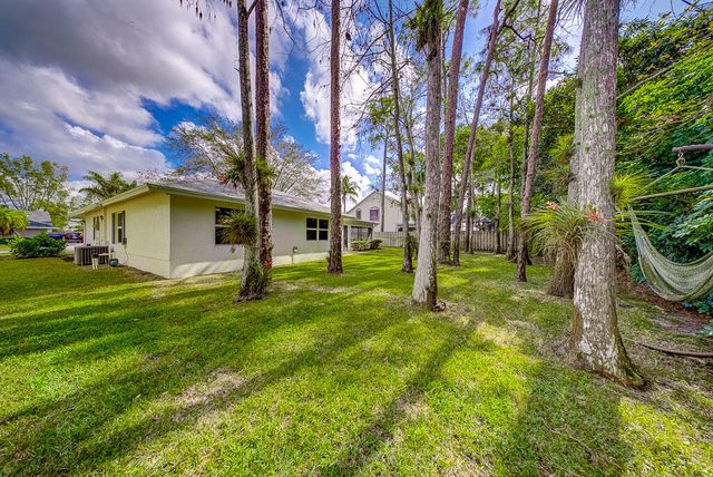 14187 Aster Avenue, Wellington, FL 33414