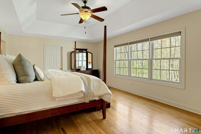 6 Hoseye Coach Road, Newtown, CT 06482