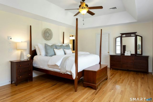 6 Hoseye Coach Road, Newtown, CT 06482