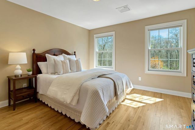 6 Hoseye Coach Road, Newtown, CT 06482