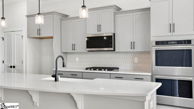 659 Munchberry Way, Spartanburg, SC 29301