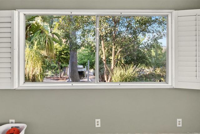 1238 Cedar Street, Ramona, CA 92065