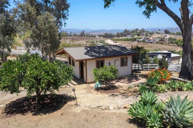 1238 Cedar Street, Ramona, CA 92065