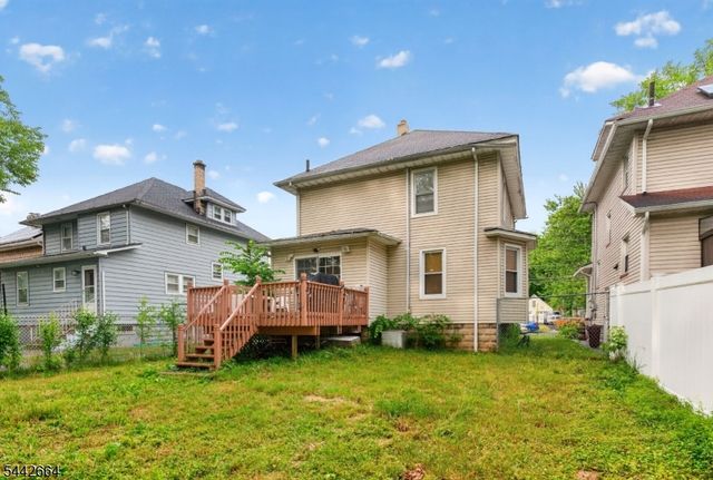 416 Pine St, Roselle Boro, NJ 07203