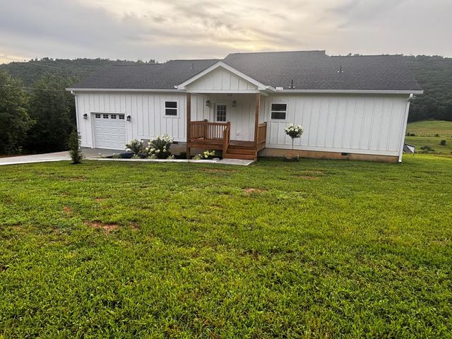 133 N Knobby Road, Trenton, GA 30752