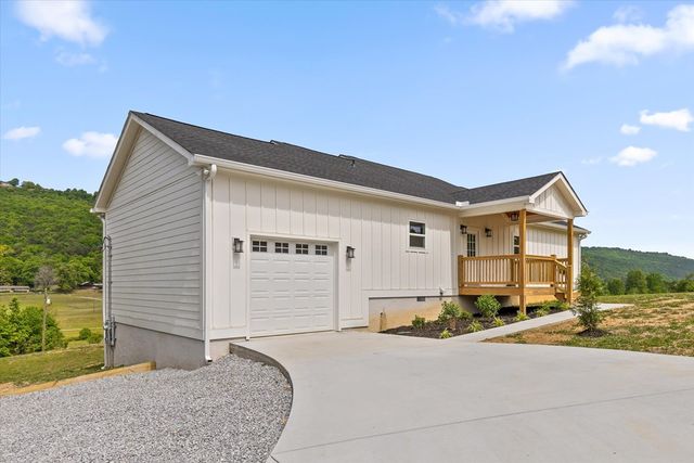 133 N Knobby Road, Trenton, GA 30752