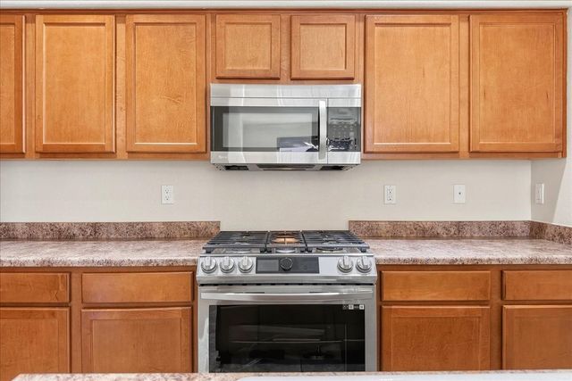 1641 Placita De Luna, Santa Fe, NM 87506