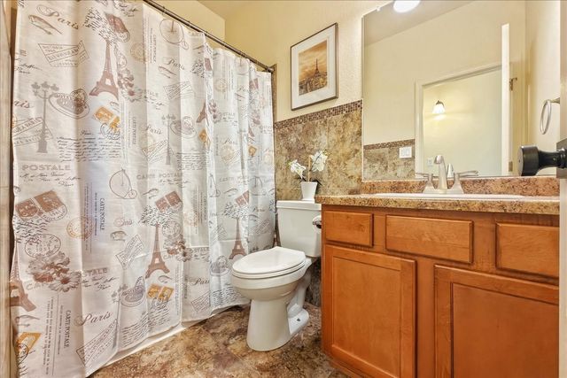 1641 Placita De Luna, Santa Fe, NM 87506