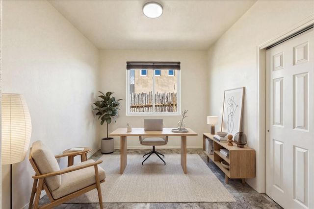 1641 Placita De Luna, Santa Fe, NM 87506