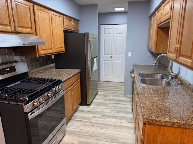 220 S Roselle Road 224, Schaumburg, IL 60193