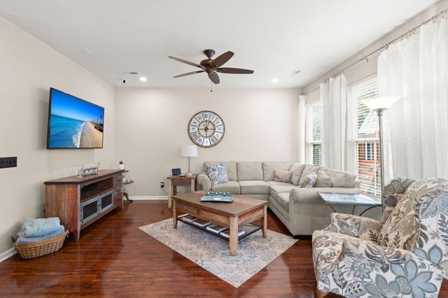 189 Avonshire Drive, Summerville, SC 29483
