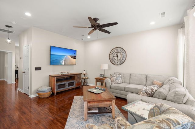 189 Avonshire Drive, Summerville, SC 29483