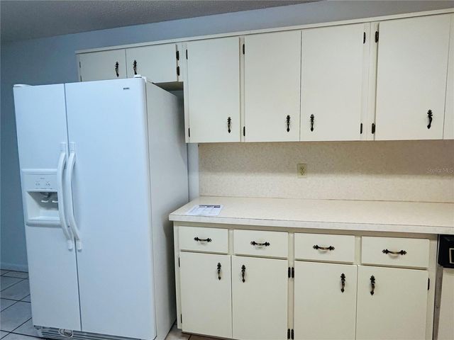 8530 SW 90TH STREET B, Ocala, FL 34481