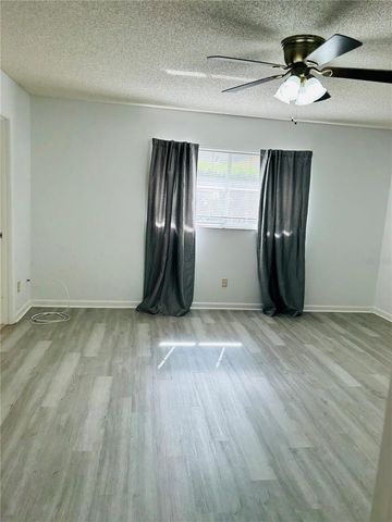 8530 SW 90TH STREET B, Ocala, FL 34481