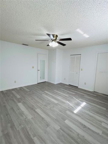 8530 SW 90TH STREET B, Ocala, FL 34481