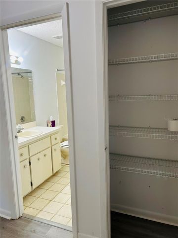 8530 SW 90TH STREET B, Ocala, FL 34481