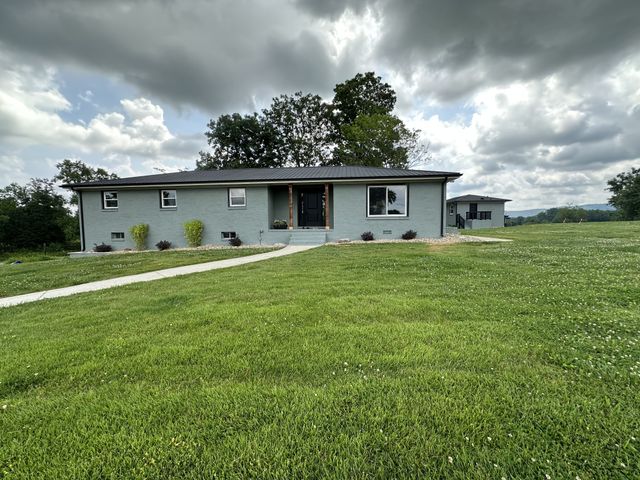 460 Grosch Rd, Manchester, TN 37355