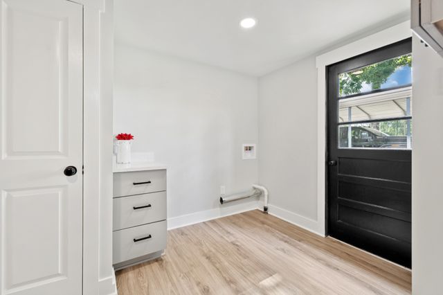 460 Grosch Rd, Manchester, TN 37355