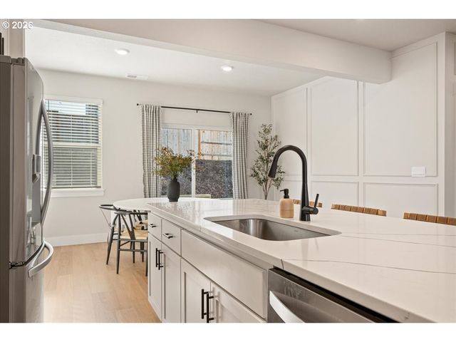 19080 Sw ZINNIA Ln, Beaverton, OR 97007